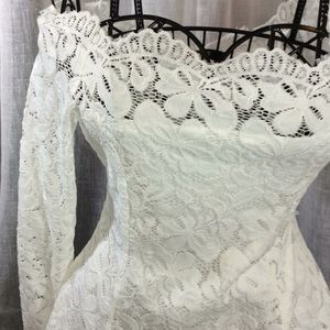 🦄🍑SALE NWT White Lace Off Shoulder BEAUTY L/S